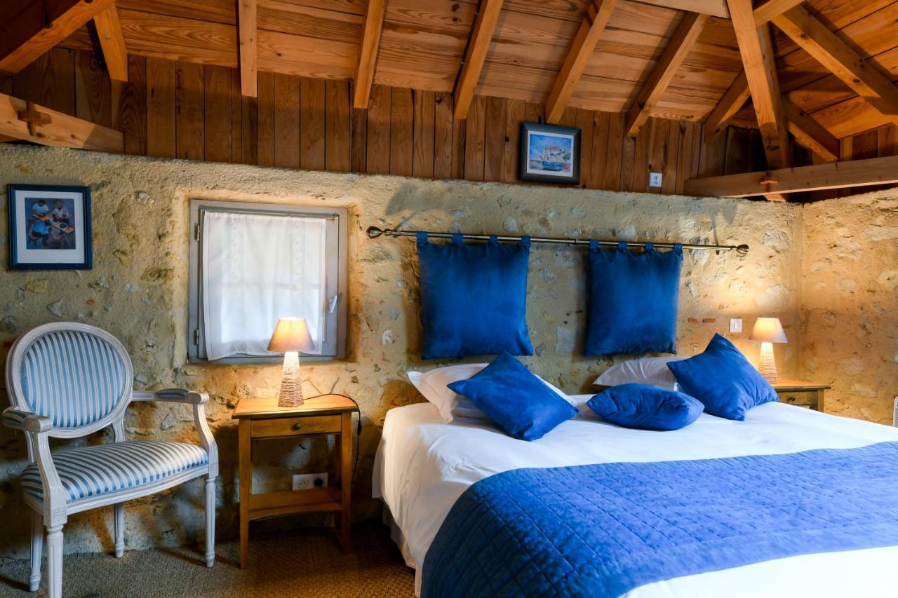 Отель Logis Le Relais Du Bastidou Beaumarches Экстерьер фото