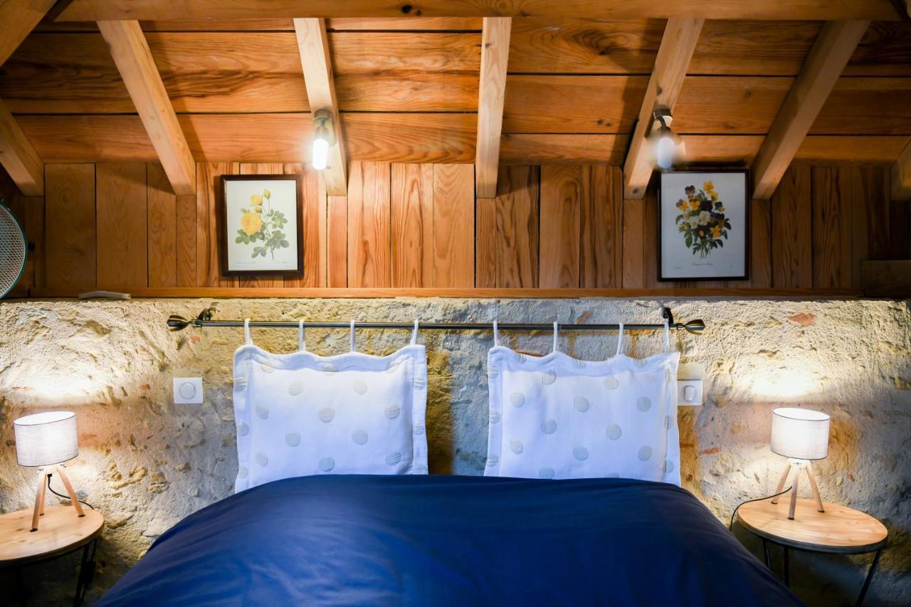 Отель Logis Le Relais Du Bastidou Beaumarches Экстерьер фото