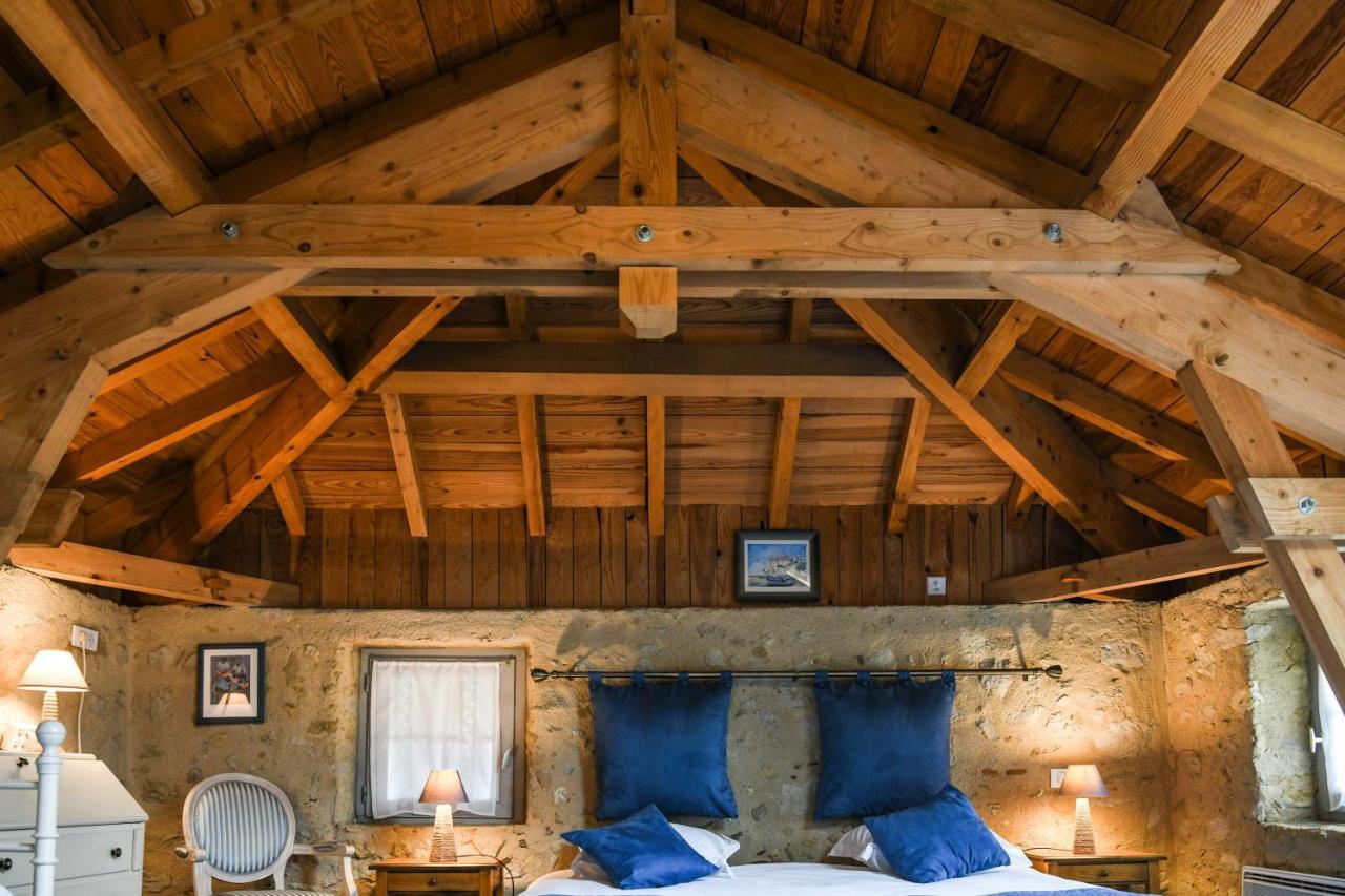 Отель Logis Le Relais Du Bastidou Beaumarches Экстерьер фото