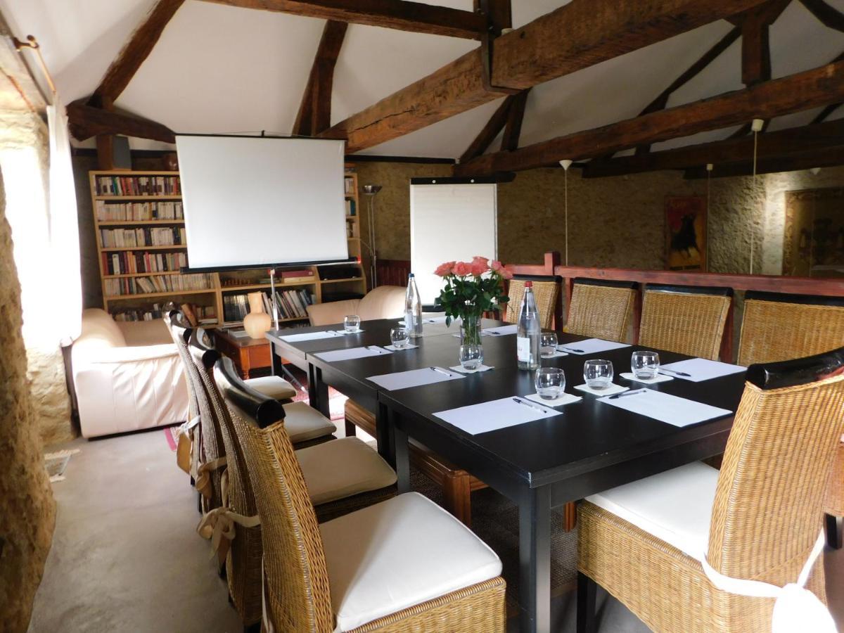 Отель Logis Le Relais Du Bastidou Beaumarches Экстерьер фото