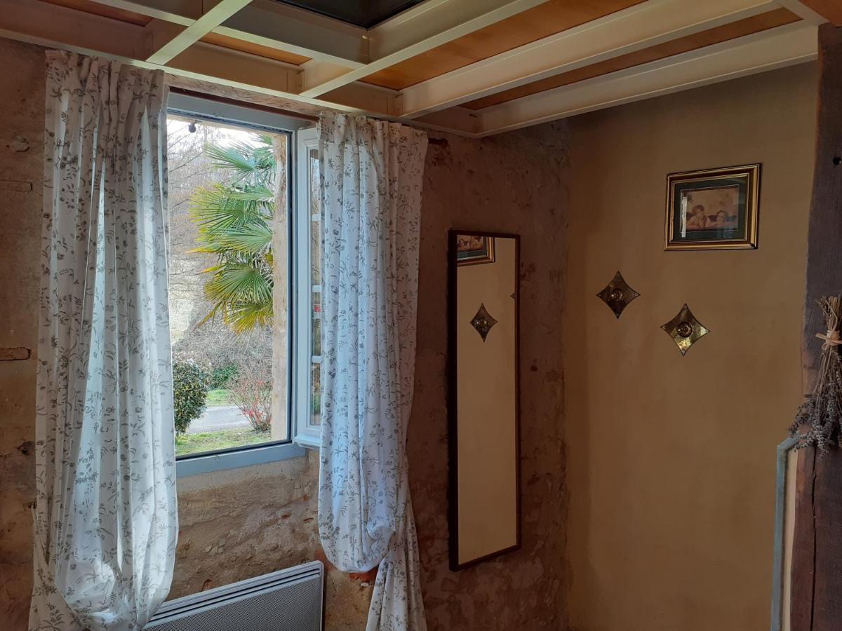 Отель Logis Le Relais Du Bastidou Beaumarches Экстерьер фото